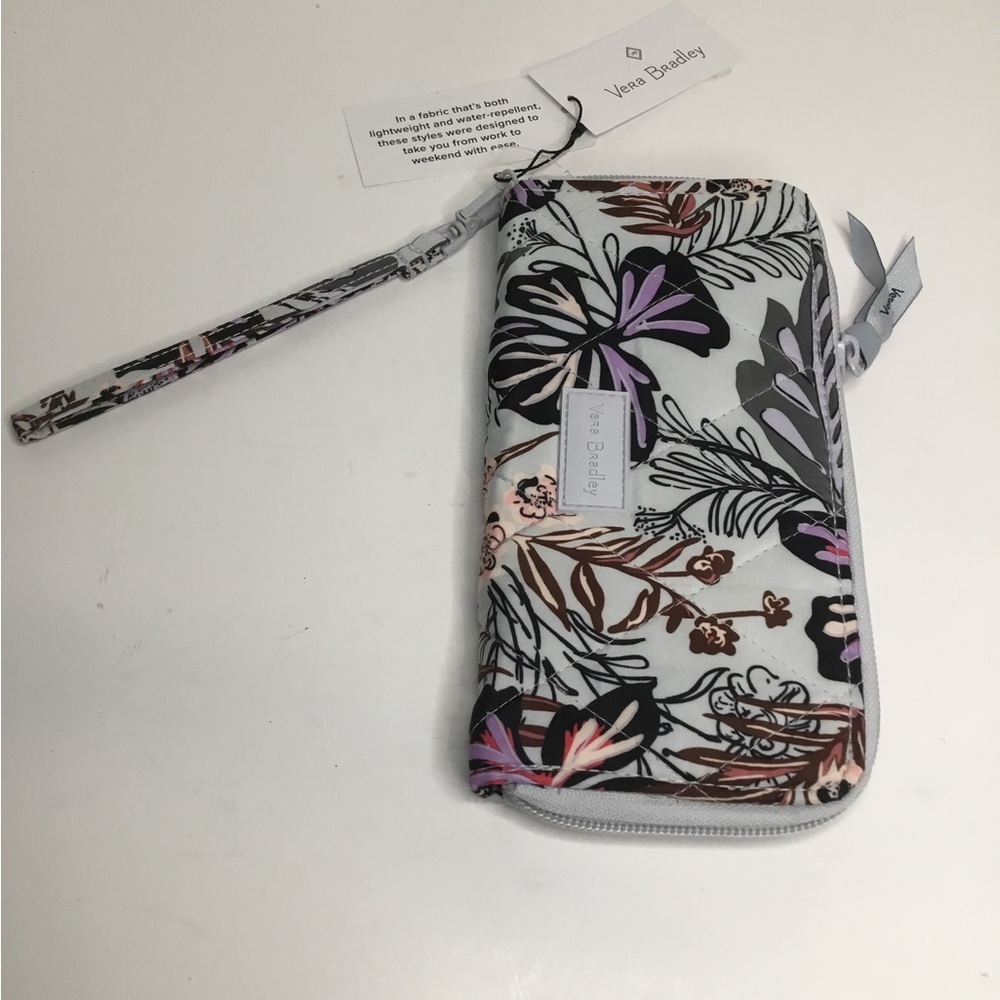 Vera Bradley RFID Accordion Wristlet - Picture 2 of 10